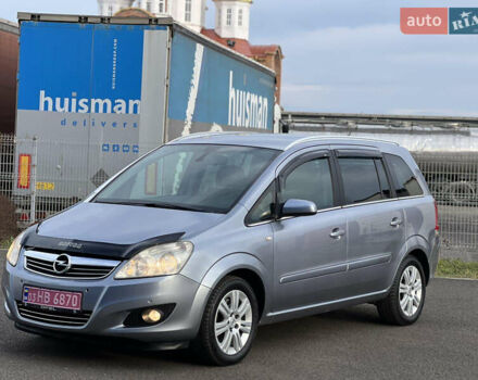 Серый Опель Зафира, объемом двигателя 1.7 л и пробегом 242 тыс. км за 6399 $, фото 8 на Automoto.ua