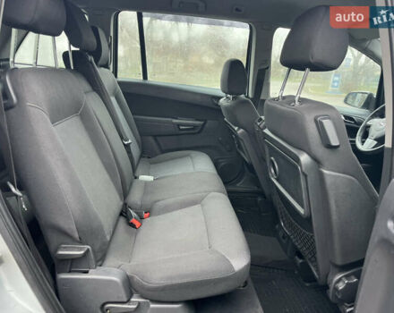 Серый Опель Зафира, объемом двигателя 1.6 л и пробегом 242 тыс. км за 6599 $, фото 8 на Automoto.ua