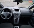 Серый Опель Зафира, объемом двигателя 1.6 л и пробегом 190 тыс. км за 5600 $, фото 8 на Automoto.ua