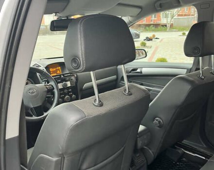 Серый Опель Зафира, объемом двигателя 1.7 л и пробегом 222 тыс. км за 6600 $, фото 28 на Automoto.ua