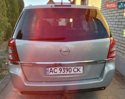 Серый Опель Зафира, объемом двигателя 1.7 л и пробегом 295 тыс. км за 5900 $, фото 4 на Automoto.ua