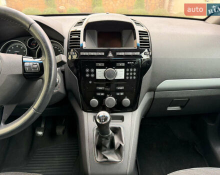 Серый Опель Зафира, объемом двигателя 1.8 л и пробегом 228 тыс. км за 6499 $, фото 10 на Automoto.ua