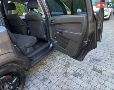 Серый Опель Зафира, объемом двигателя 1.8 л и пробегом 250 тыс. км за 6800 $, фото 22 на Automoto.ua