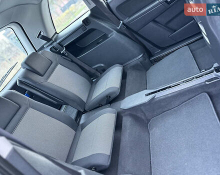 Серый Опель Зафира, объемом двигателя 1.6 л и пробегом 181 тыс. км за 6500 $, фото 83 на Automoto.ua