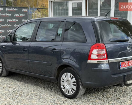 Серый Опель Зафира, объемом двигателя 1.6 л и пробегом 166 тыс. км за 6500 $, фото 7 на Automoto.ua