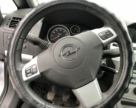 Сірий Опель Зафіра, об'ємом двигуна 0 л та пробігом 2 тис. км за 5999 $, фото 4 на Automoto.ua