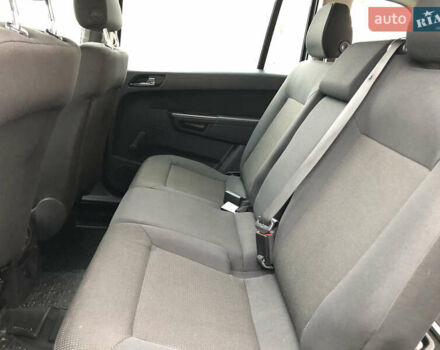 Серый Опель Зафира, объемом двигателя 1.7 л и пробегом 253 тыс. км за 6350 $, фото 14 на Automoto.ua