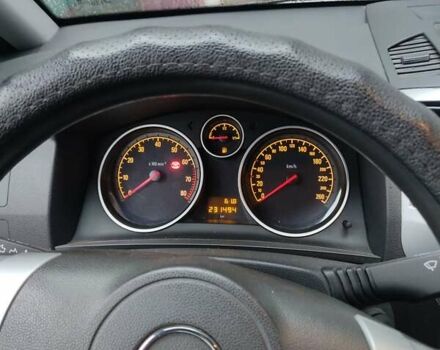 Сірий Опель Зафіра, об'ємом двигуна 1.6 л та пробігом 231 тис. км за 5500 $, фото 1 на Automoto.ua