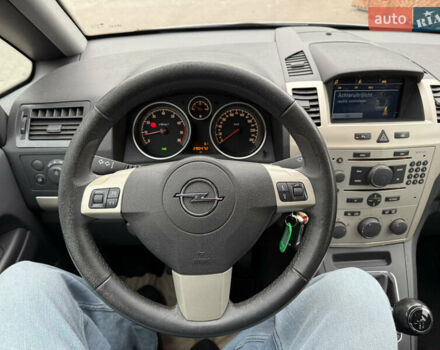 Серый Опель Зафира, объемом двигателя 1.6 л и пробегом 290 тыс. км за 5750 $, фото 20 на Automoto.ua