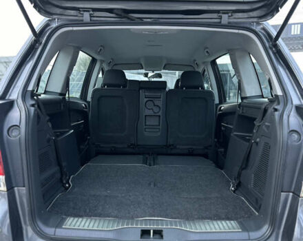 Серый Опель Зафира, объемом двигателя 1.6 л и пробегом 181 тыс. км за 6500 $, фото 79 на Automoto.ua