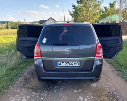 Серый Опель Зафира, объемом двигателя 1.6 л и пробегом 280 тыс. км за 6600 $, фото 1 на Automoto.ua