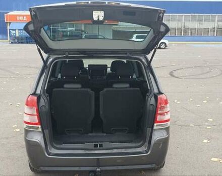 Сірий Опель Зафіра, об'ємом двигуна 1.8 л та пробігом 228 тис. км за 6500 $, фото 28 на Automoto.ua