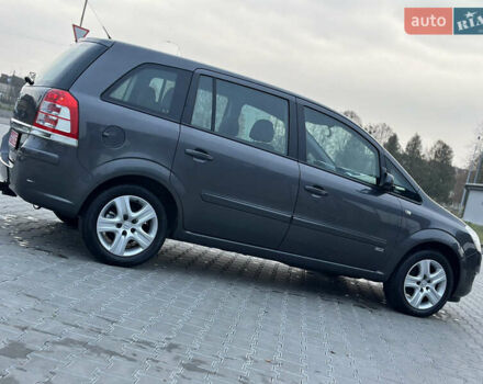 Серый Опель Зафира, объемом двигателя 1.6 л и пробегом 181 тыс. км за 6500 $, фото 98 на Automoto.ua