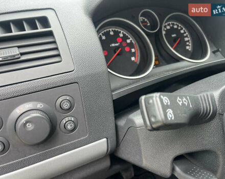 Серый Опель Зафира, объемом двигателя 1.6 л и пробегом 210 тыс. км за 6650 $, фото 41 на Automoto.ua