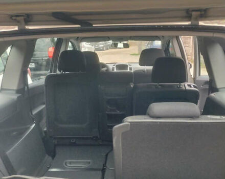 Сірий Опель Зафіра, об'ємом двигуна 1.8 л та пробігом 146 тис. км за 7800 $, фото 8 на Automoto.ua