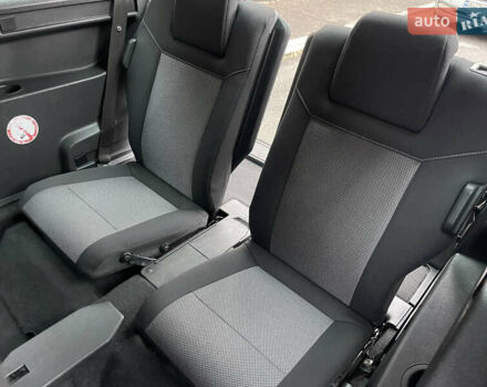 Серый Опель Зафира, объемом двигателя 1.8 л и пробегом 176 тыс. км за 5600 $, фото 27 на Automoto.ua