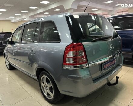Серый Опель Зафира, объемом двигателя 0 л и пробегом 204 тыс. км за 6000 $, фото 3 на Automoto.ua