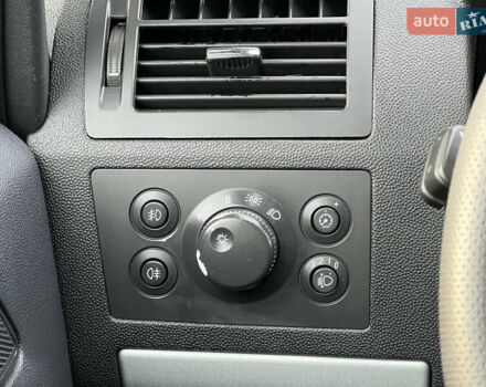 Серый Опель Зафира, объемом двигателя 1.7 л и пробегом 242 тыс. км за 6399 $, фото 34 на Automoto.ua