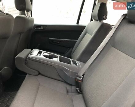 Серый Опель Зафира, объемом двигателя 1.7 л и пробегом 253 тыс. км за 6350 $, фото 15 на Automoto.ua