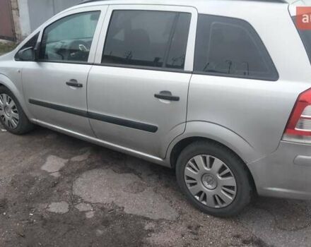 Опель Зафира 2009 в Борисполе на Automoto.ua Серый Опель Зафира, объемом двигателя 1.91 л и пробегом 297 тыс. км за 6200 $, фото 13 на Automoto.ua