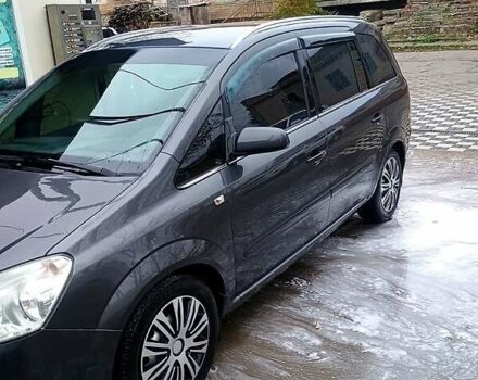 Серый Опель Зафира, объемом двигателя 1.7 л и пробегом 295 тыс. км за 7000 $, фото 2 на Automoto.ua