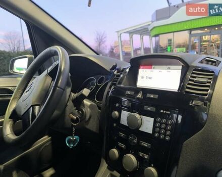 Сірий Опель Зафіра, об'ємом двигуна 1.7 л та пробігом 244 тис. км за 6800 $, фото 6 на Automoto.ua