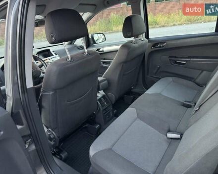 Серый Опель Зафира, объемом двигателя 1.9 л и пробегом 254 тыс. км за 7700 $, фото 26 на Automoto.ua