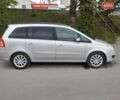 Серый Опель Зафира, объемом двигателя 2.2 л и пробегом 276 тыс. км за 5850 $, фото 4 на Automoto.ua