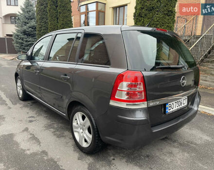 Серый Опель Зафира, объемом двигателя 1.8 л и пробегом 176 тыс. км за 5600 $, фото 10 на Automoto.ua