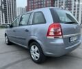 Серый Опель Зафира, объемом двигателя 1.6 л и пробегом 278 тыс. км за 7200 $, фото 7 на Automoto.ua