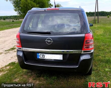 Серый Опель Зафира, объемом двигателя 1.6 л и пробегом 178 тыс. км за 6300 $, фото 1 на Automoto.ua