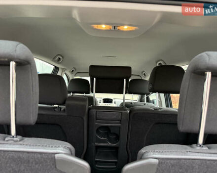 Серый Опель Зафира, объемом двигателя 1.6 л и пробегом 290 тыс. км за 5750 $, фото 37 на Automoto.ua