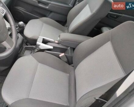 Серый Опель Зафира, объемом двигателя 1.8 л и пробегом 247 тыс. км за 6900 $, фото 14 на Automoto.ua