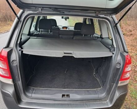 Серый Опель Зафира, объемом двигателя 1.6 л и пробегом 177 тыс. км за 5300 $, фото 4 на Automoto.ua