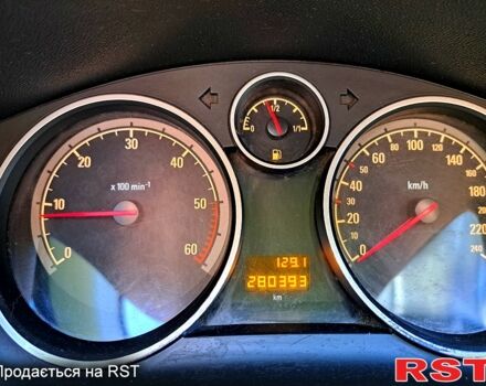 Серый Опель Зафира, объемом двигателя 1.7 л и пробегом 280 тыс. км за 5500 $, фото 13 на Automoto.ua