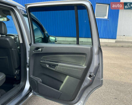 Серый Опель Зафира, объемом двигателя 1.7 л и пробегом 242 тыс. км за 6399 $, фото 21 на Automoto.ua