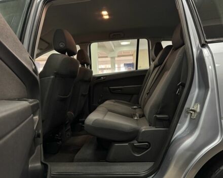 Серый Опель Зафира, объемом двигателя 1.8 л и пробегом 204 тыс. км за 6000 $, фото 8 на Automoto.ua