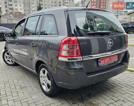 Серый Опель Зафира, объемом двигателя 1.8 л и пробегом 187 тыс. км за 6690 $, фото 5 на Automoto.ua
