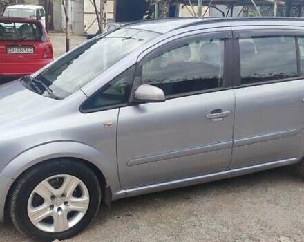 Серый Опель Зафира, объемом двигателя 1.7 л и пробегом 225 тыс. км за 6800 $, фото 1 на Automoto.ua
