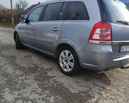 Серый Опель Зафира, объемом двигателя 1.7 л и пробегом 210 тыс. км за 6400 $, фото 2 на Automoto.ua