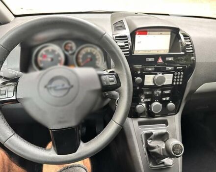 Серый Опель Зафира, объемом двигателя 1.7 л и пробегом 173 тыс. км за 7850 $, фото 17 на Automoto.ua