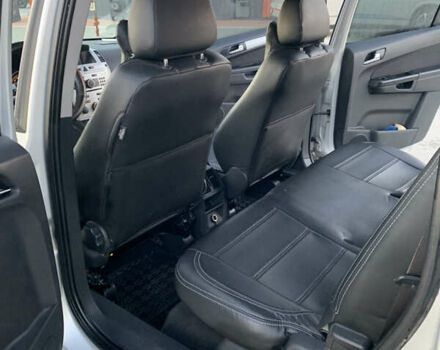 Серый Опель Зафира, объемом двигателя 1.8 л и пробегом 215 тыс. км за 6200 $, фото 11 на Automoto.ua