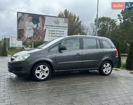 Сірий Опель Зафіра, об'ємом двигуна 1.6 л та пробігом 231 тис. км за 5999 $, фото 11 на Automoto.ua