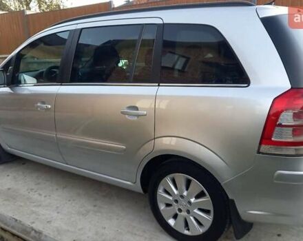 Серый Опель Зафира, объемом двигателя 1.7 л и пробегом 265 тыс. км за 6550 $, фото 7 на Automoto.ua