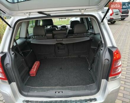 Серый Опель Зафира, объемом двигателя 1.8 л и пробегом 217 тыс. км за 6700 $, фото 16 на Automoto.ua