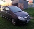Серый Опель Зафира, объемом двигателя 1.7 л и пробегом 320 тыс. км за 6000 $, фото 1 на Automoto.ua