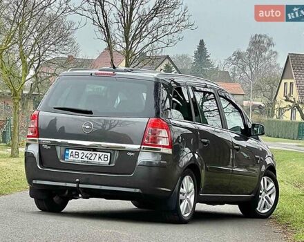 Опель Зафира 2010 в Виннице на Automoto.ua Серый Опель Зафира, объемом двигателя 1.7 л и пробегом 187 тыс. км за 7800 $, фото 3 на Automoto.ua