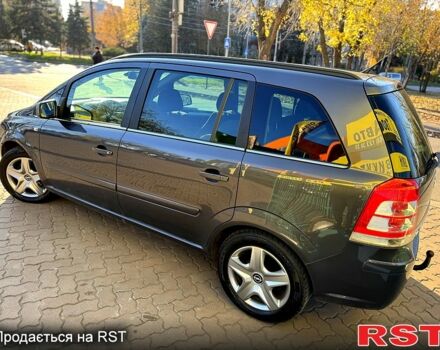 Серый Опель Зафира, объемом двигателя 1.8 л и пробегом 231 тыс. км за 7050 $, фото 4 на Automoto.ua