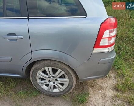 Серый Опель Зафира, объемом двигателя 1.7 л и пробегом 284 тыс. км за 6998 $, фото 14 на Automoto.ua