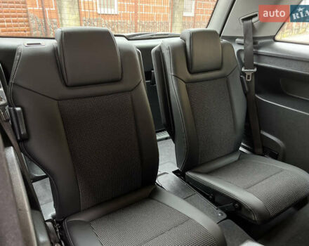 Серый Опель Зафира, объемом двигателя 1.7 л и пробегом 191 тыс. км за 7900 $, фото 57 на Automoto.ua